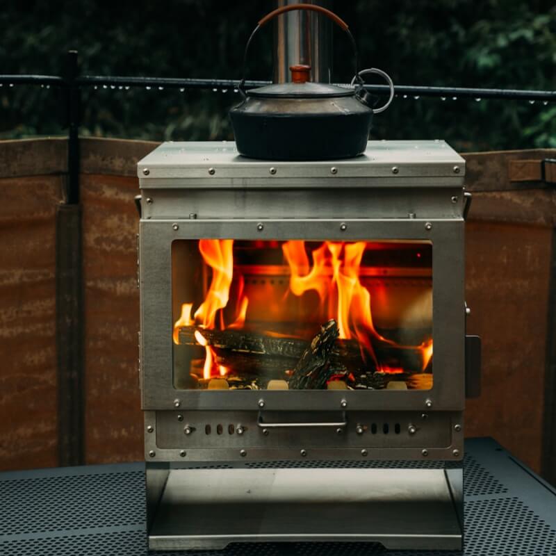 outdoor-fireplace